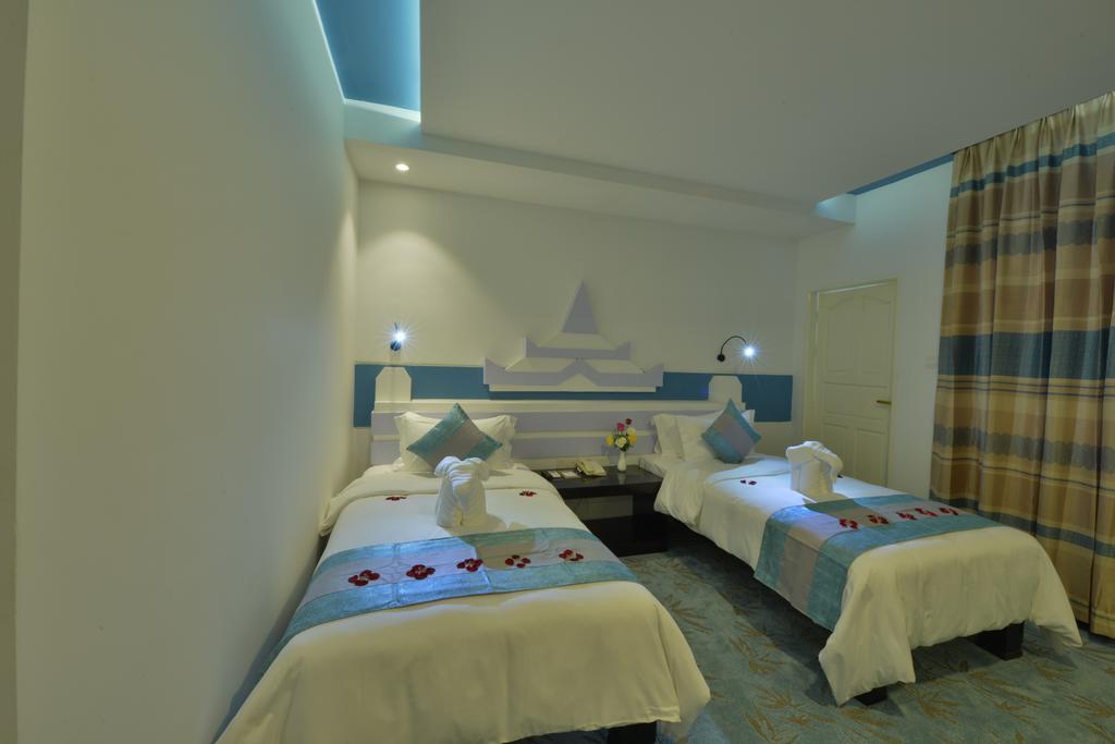 Hotel Marvel Mandalay Eksteriør billede
