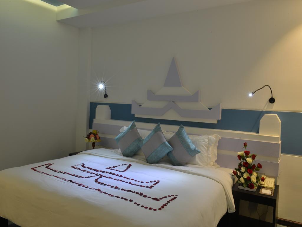 Hotel Marvel Mandalay Eksteriør billede